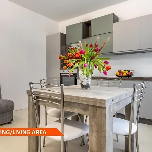 Appartamento Gigi House -appartamento Piazza Mazzini- 200m Dal Mare, Lido di Jesolo